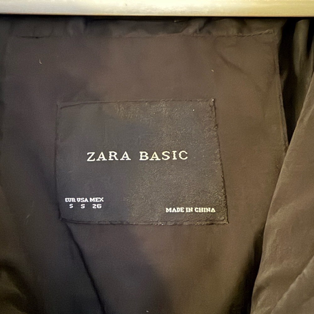Zara Black Belted Puffer Jacket - Picture 2 of 2
